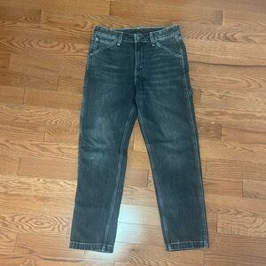 Lose fit charcoal Levi’s carpenter pants (31)
